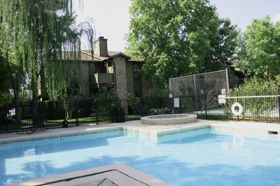 Sommerset Apartments